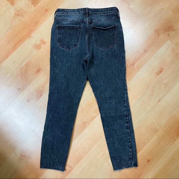 Old Navy Black High-Waisted Button-Fly Rockstar Super Skinny Ankle Jeans Size 8 - Picture 7 of 9